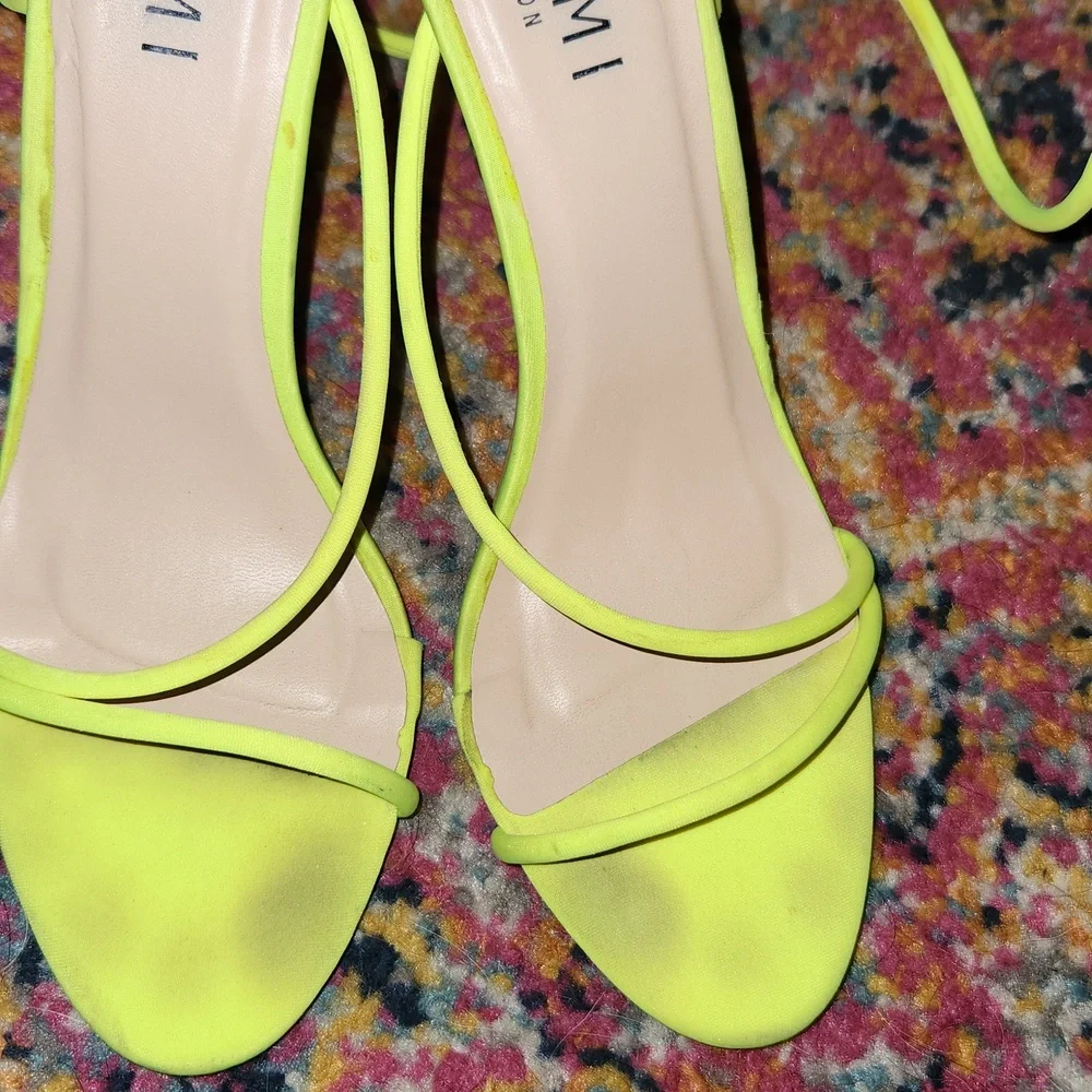 Simmi London Neon Cassie Starppy Heels Size 7